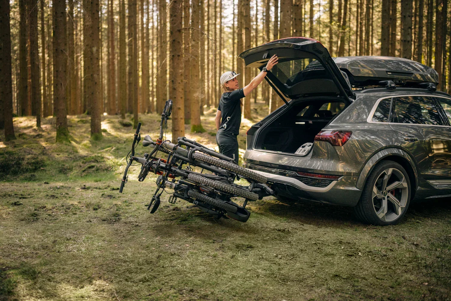 Thule Easyfold 3 - 4 Bike Carrier - Image 5